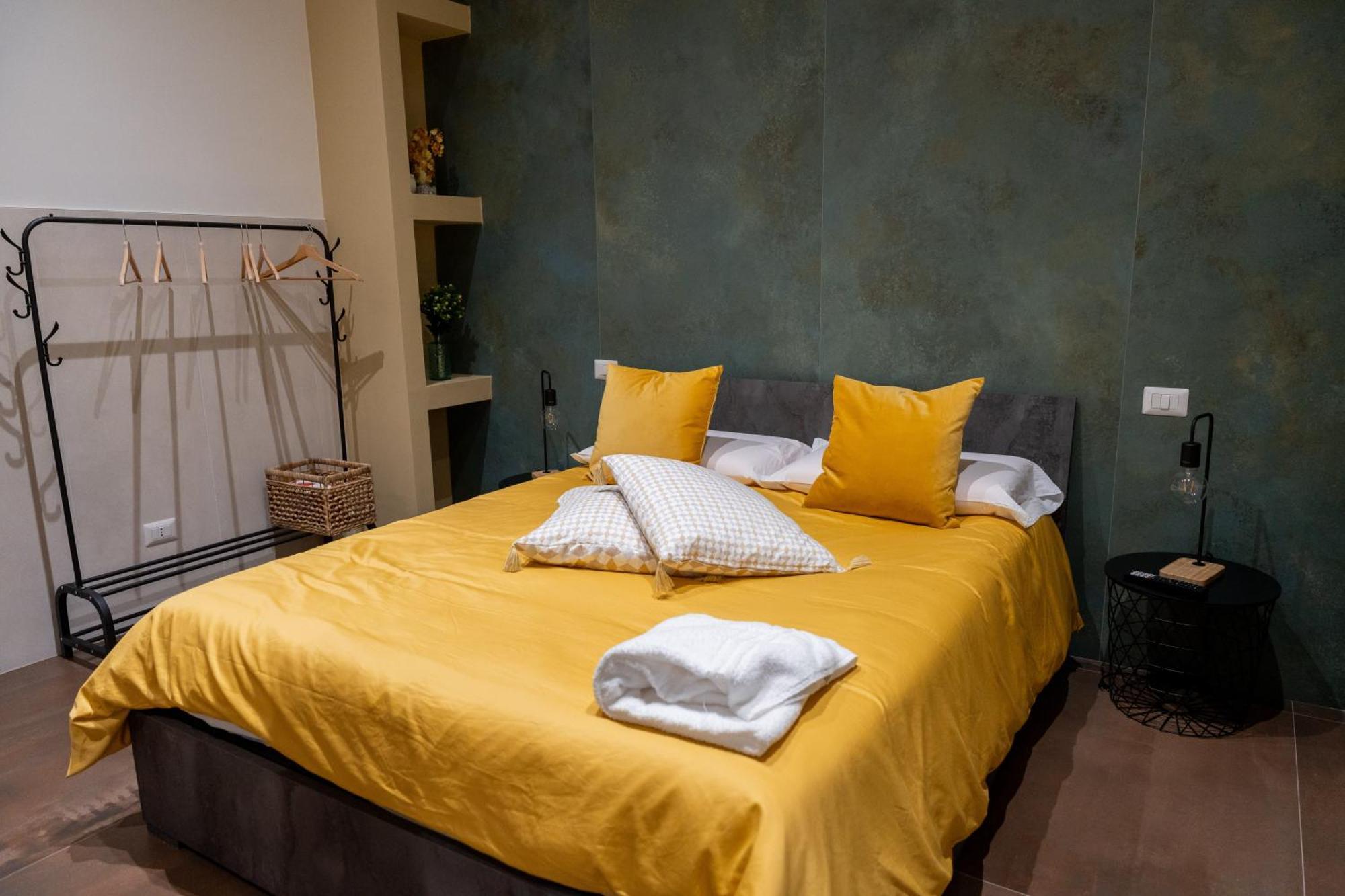 Bed and Breakfast Palazzo Nicolaus Del Lungomare Bari Exterior foto